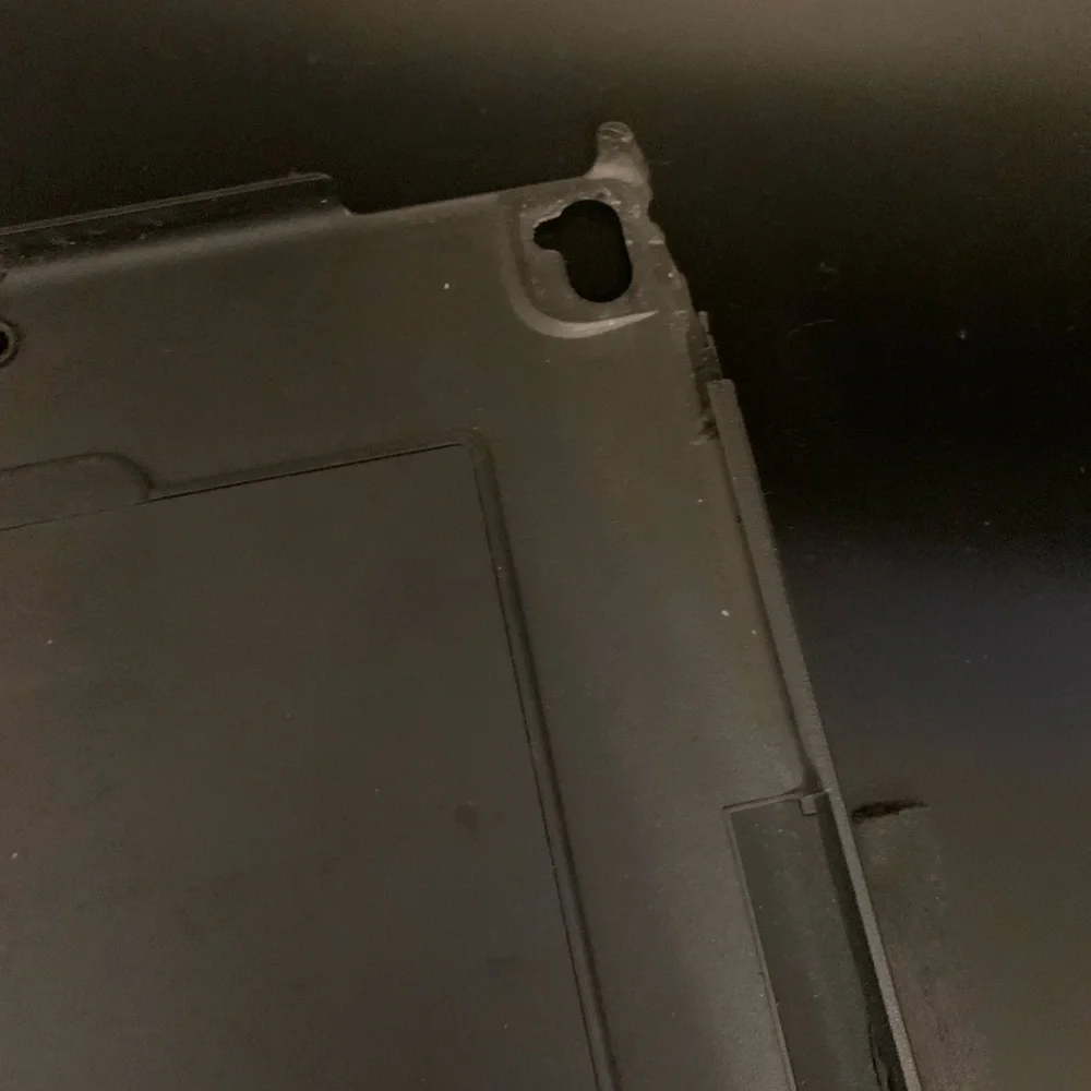 Apple IPad 1st Generation - 512MB - Picture 4 of 8